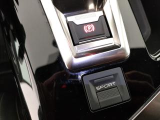 PEUGEOT 3008 usata, con Volante in pelle