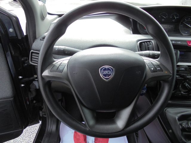 LANCIA Ypsilon usata 31