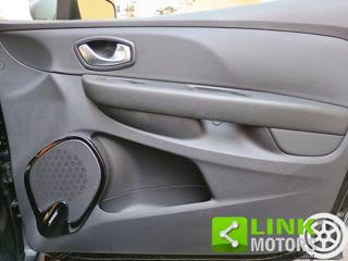 RENAULT Clio usata, con Specchietti laterali elettrici