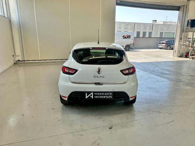 RENAULT Clio usata, con Autoradio