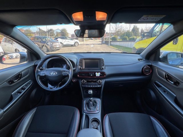 HYUNDAI Kona usata, con Volante in pelle