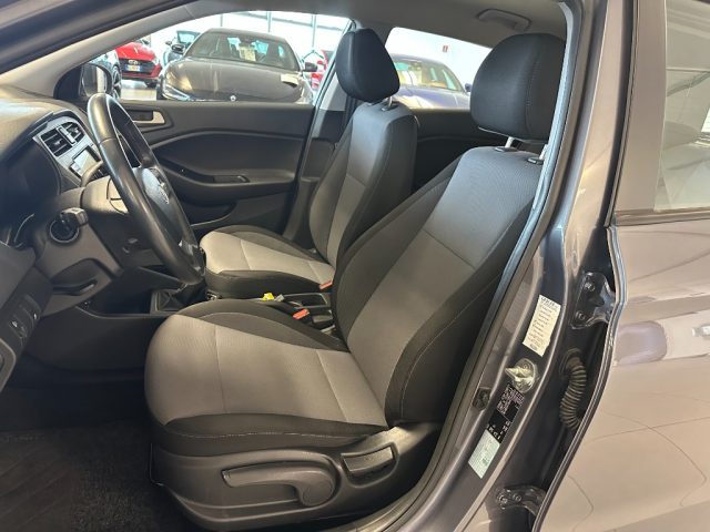 HYUNDAI i20 usata, con Fendinebbia