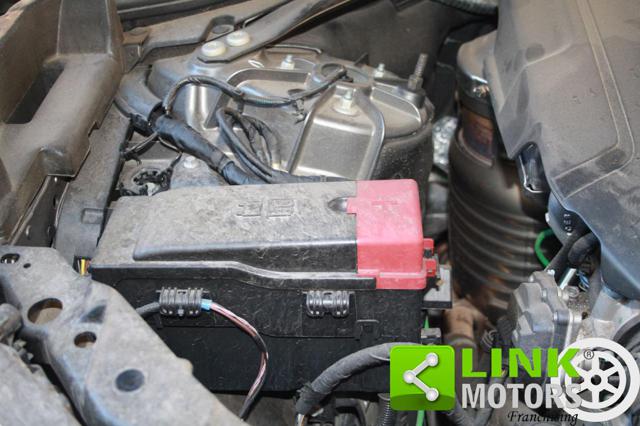 LAND ROVER Range Rover Velar usata, con Airbag testa