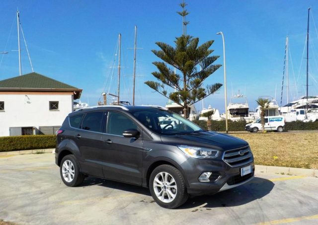 FORD Kuga usata, con Sistema di navigazione