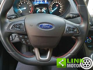FORD Kuga usata, con Monitoraggio pressione pneumatici