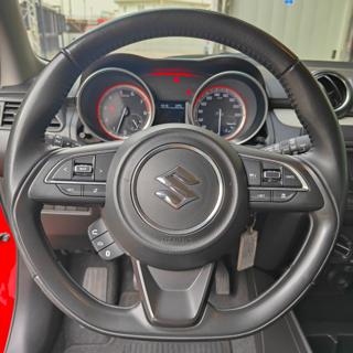 SUZUKI Swift usata, con Sedile posteriore sdoppiato