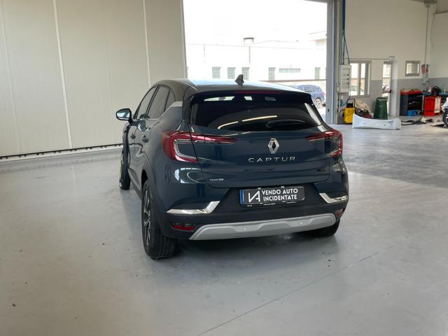 RENAULT Captur usata, con Alzacristalli elettrici