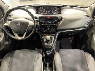 LANCIA Ypsilon usata, con Specchietti laterali elettrici