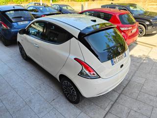 LANCIA Ypsilon usata, con Boardcomputer