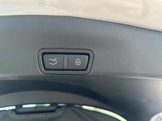 ALFA ROMEO Stelvio usata, con Fari Xenon