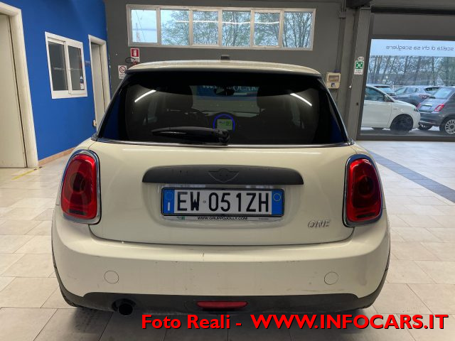 MINI One usata, con Autoradio
