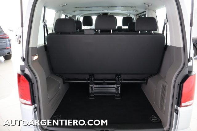 VOLKSWAGEN Caravelle usata, con Sensori di parcheggio anteriori