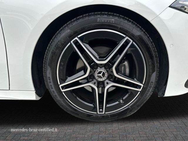 MERCEDES-BENZ A 200 usata, con Sistema di navigazione