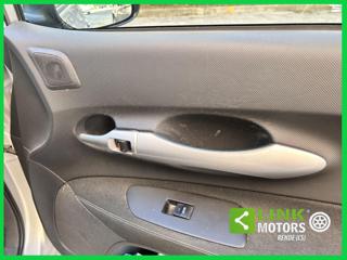 TOYOTA Auris usata, con Isofix