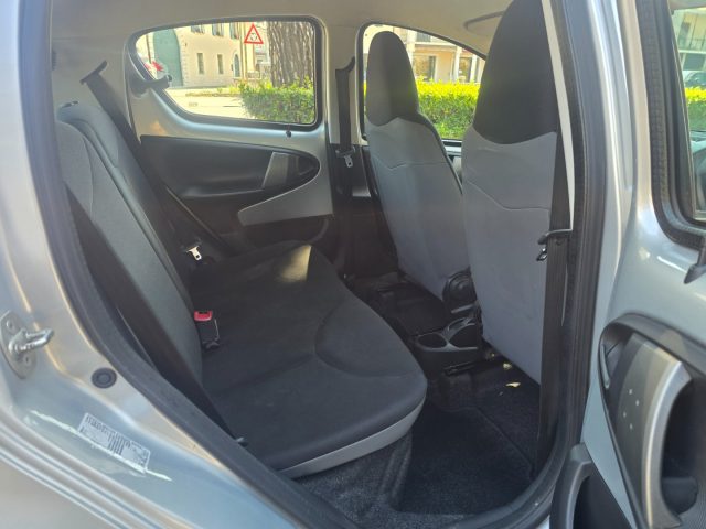 TOYOTA Aygo usata 56