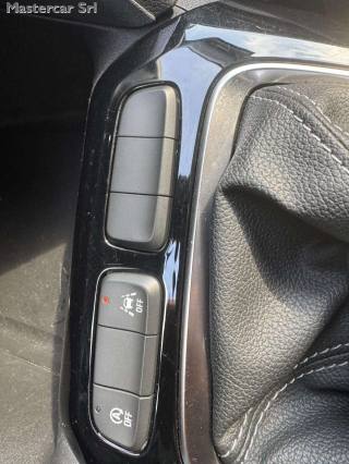 OPEL Corsa usata, con Sedile posteriore sdoppiato