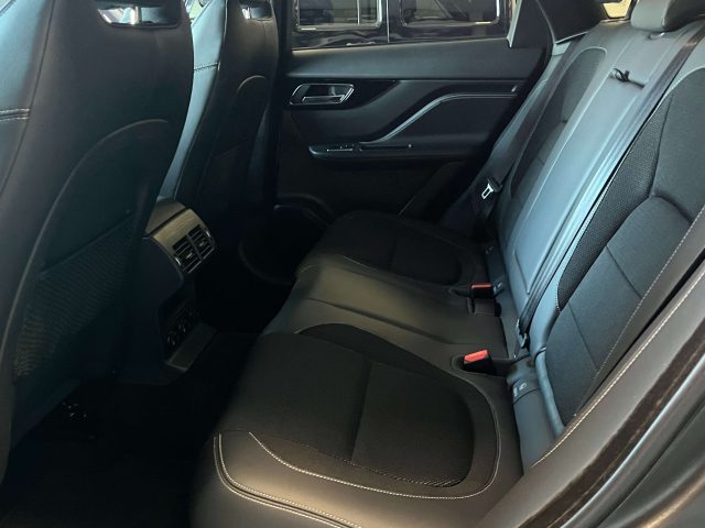 JAGUAR F-Pace usata, con Controllo trazione