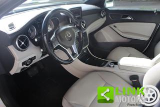 MERCEDES-BENZ GLA 200 usata, con Regolazione elettrica sedili