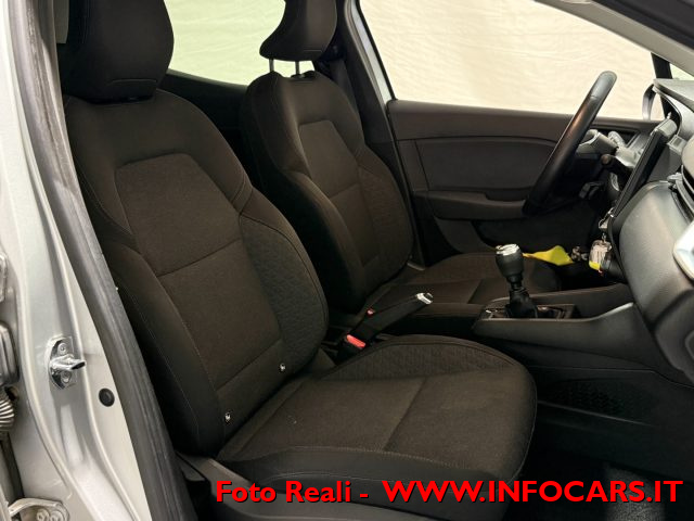 RENAULT Clio usata, con Autoradio