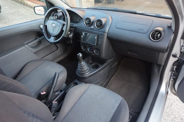 FORD Fiesta usata 13