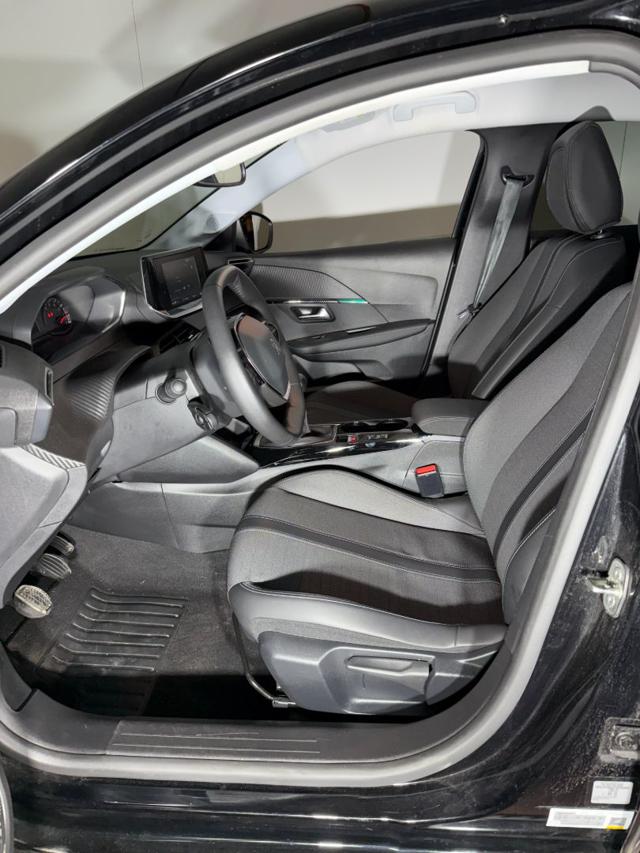 PEUGEOT 208 usata, con Boardcomputer