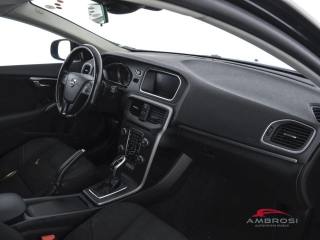 VOLVO V40 usata 11