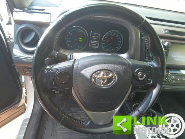 TOYOTA RAV 4 usata, con Airbag laterali
