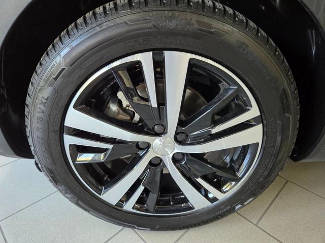 PEUGEOT 3008 usata, con Fendinebbia