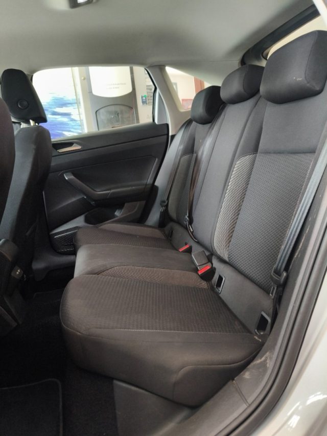 VOLKSWAGEN Taigo usata, con Lettore CD