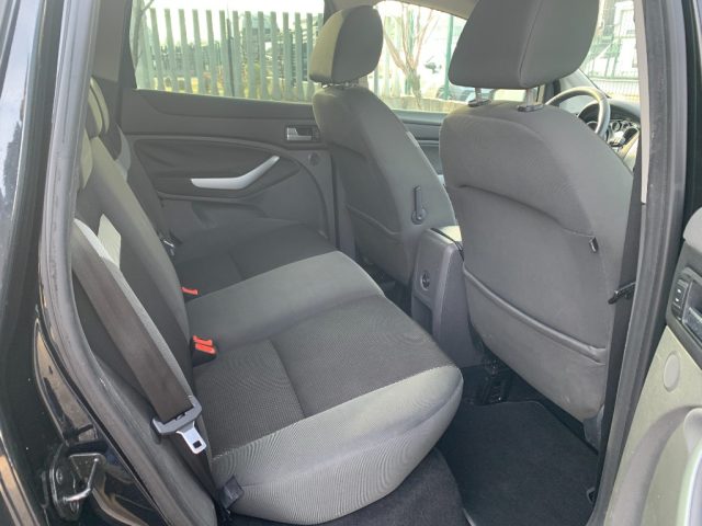 FORD Kuga usata, con Controllo automatico clima