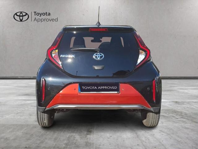 TOYOTA Aygo X usata, con Park Distance Control