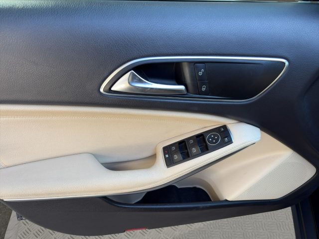 MERCEDES-BENZ GLA 220 usata, con Sensore di pioggia