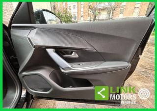 PEUGEOT 2008 usata, con Sensori di parcheggio anteriori