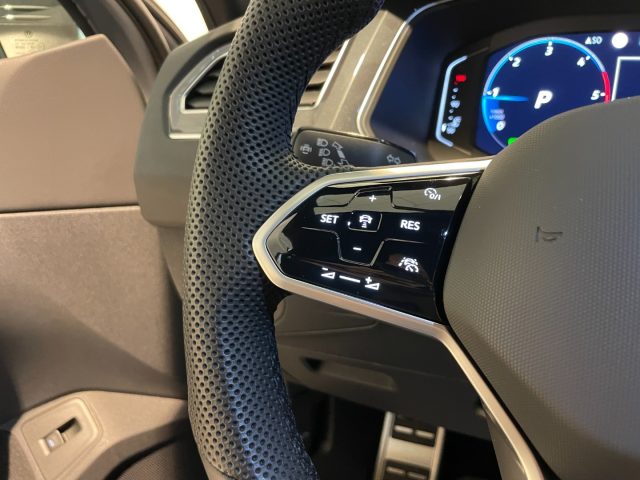 VOLKSWAGEN Tiguan usata, con Controllo trazione