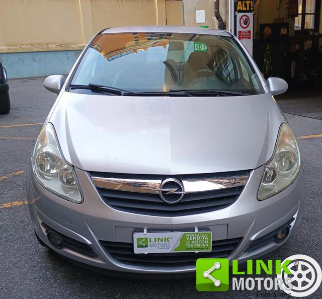 OPEL Corsa usata, con Airbag laterali
