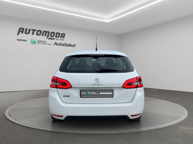PEUGEOT 308 usata, con Autoradio