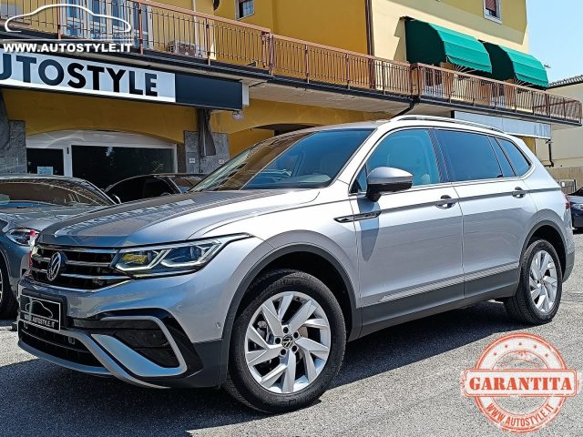 VOLKSWAGEN Tiguan Allspace usata, con Sedili sportivi