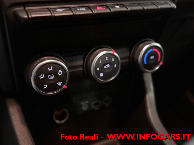 RENAULT Clio usata, con Fari LED