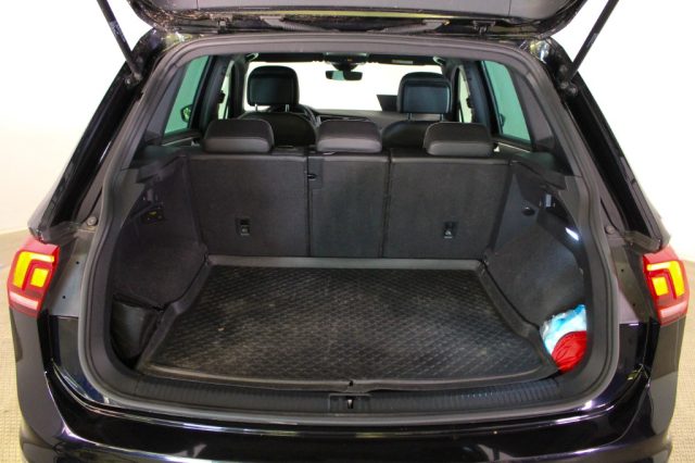 VOLKSWAGEN Tiguan usata, con ESP