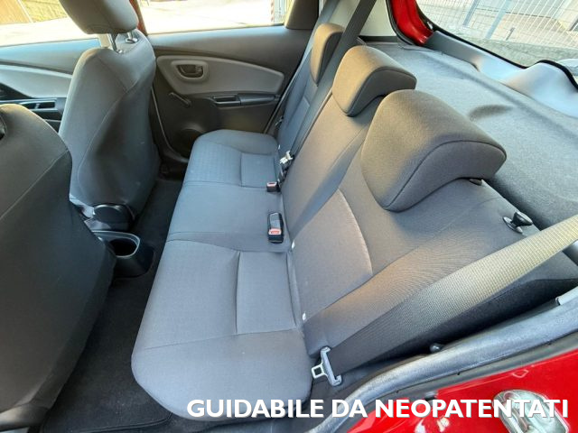 TOYOTA Yaris usata, con ESP