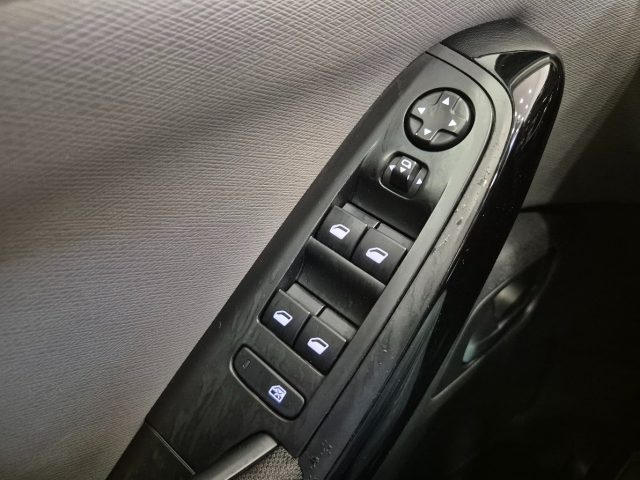 CITROEN Grand C4 Picasso usata, con MP3