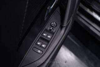 PEUGEOT 208 usata, con Controllo automatico clima
