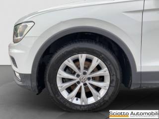VOLKSWAGEN Tiguan usata, con Specchietti laterali elettrici