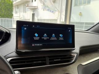 PEUGEOT 3008 usata, con Volante multifunzione