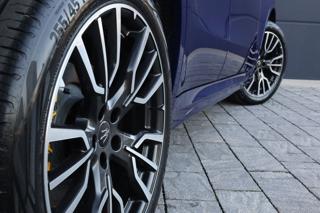 MASERATI Grecale usata, con Supporto lombare