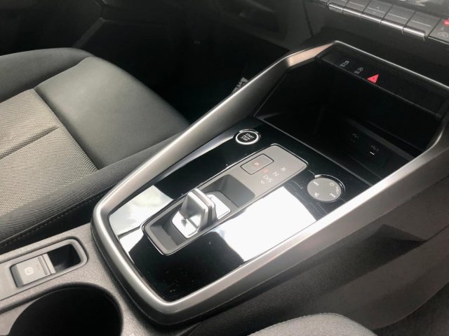 AUDI A3 usata, con Fari LED