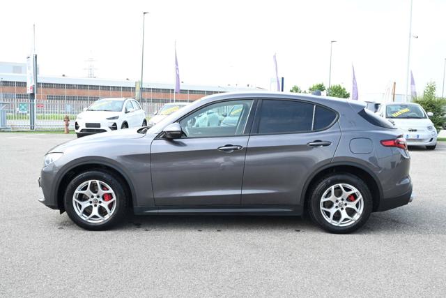ALFA ROMEO Stelvio usata, con Cerchi in lega