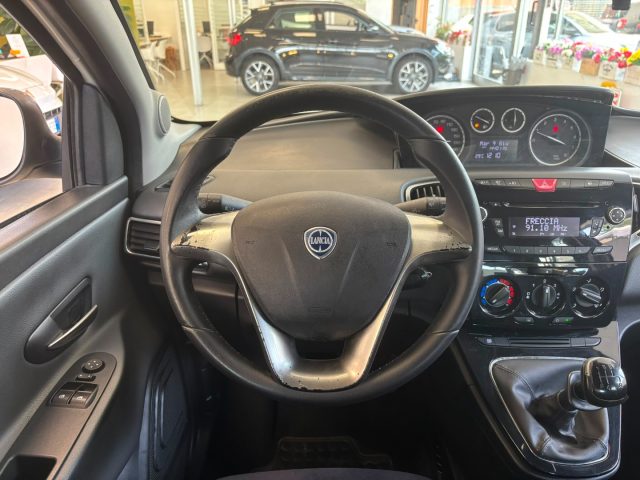 LANCIA Ypsilon usata, con Volante in pelle