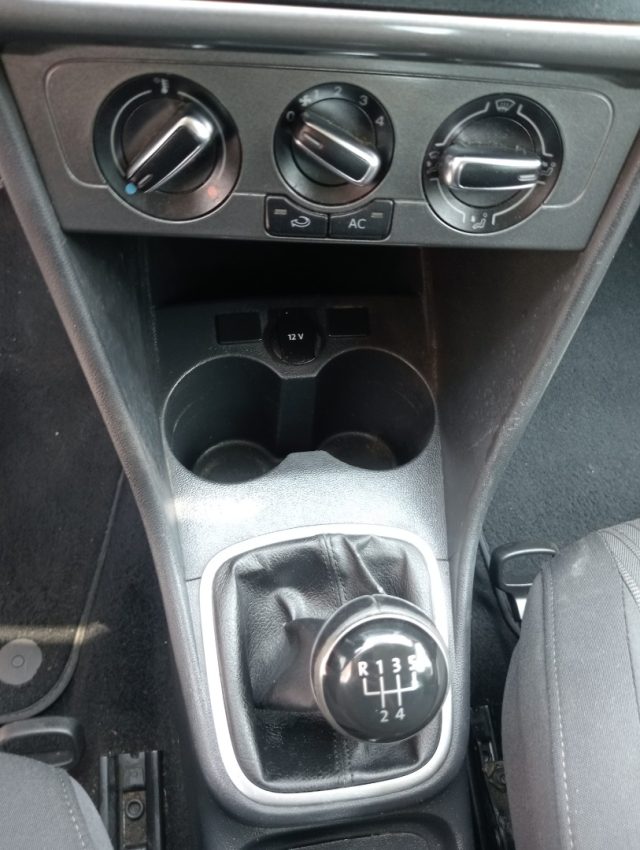 VOLKSWAGEN Polo usata, con Specchietti laterali elettrici