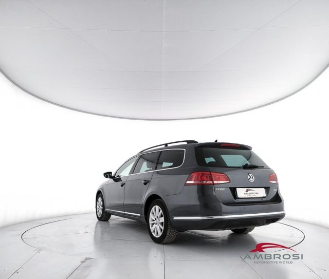 VOLKSWAGEN Passat usata 3